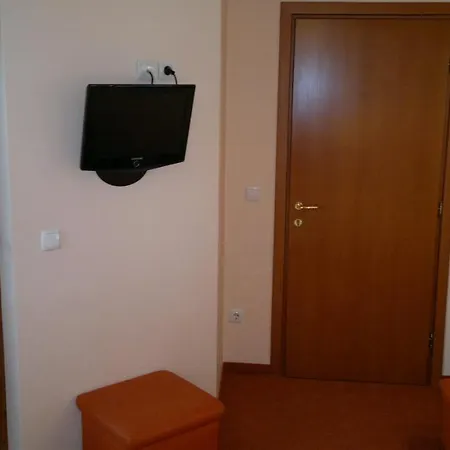 Classic Hotel 2*